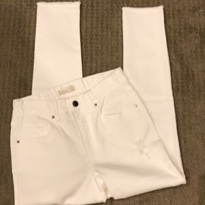 Grace and Lace Distressed Cropped Jeggings